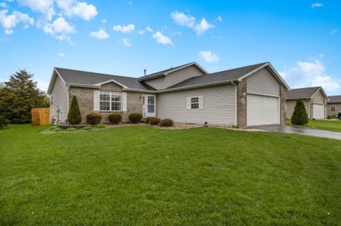 12349 Tippecanoe Pl, Crown Point, IN 46307-7929