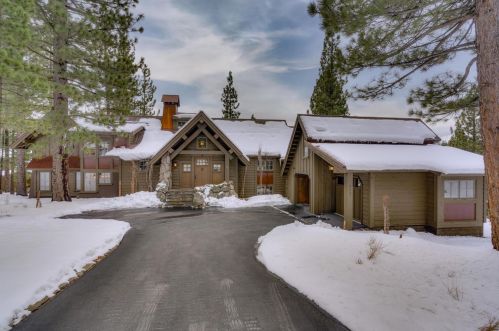 240 Laura Knight, Truckee CA  exterior
