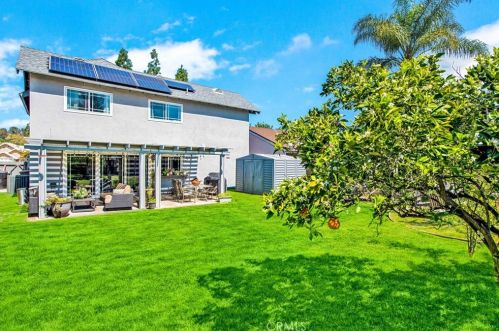 6236 Woodsboro Ave, Anaheim CA  92807-2347 exterior