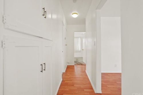 527 Hampton St, Anaheim CA  92801-3102 exterior