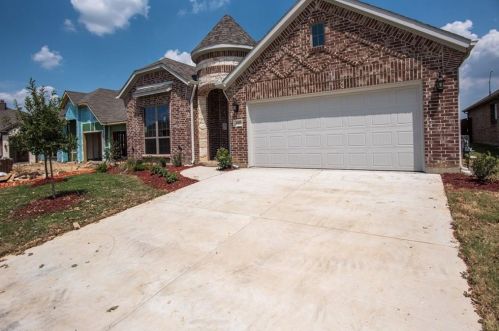 8305 Meadow Sweet Ln, Fort Worth TX  76123-5039 exterior
