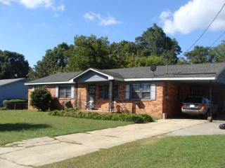 6123 Malvern Cir, Fayetteville, NC 28314-2027