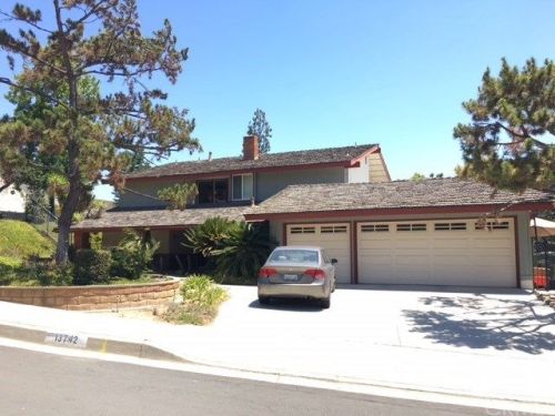 13742 Terrace Pl, Whittier, CA 90601-3850