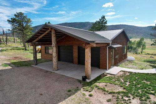 2104 Sigler Dr, Sangre De Cristo Ranches CO exterior