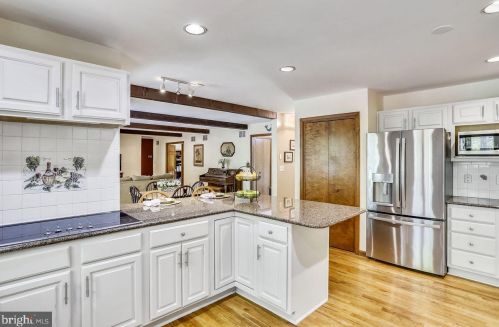 737 Sharpsburg Dr, Davidsonville MD 21035-1927 exterior