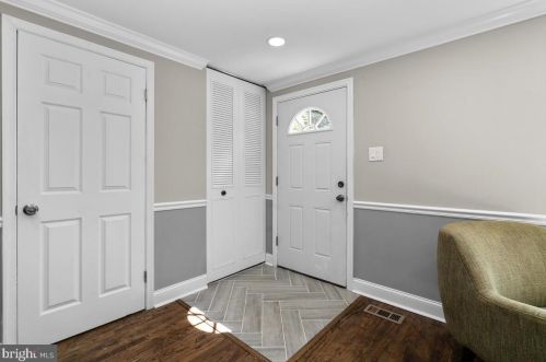 7108 Flint Ct, Middletown MD  21769-7425 exterior