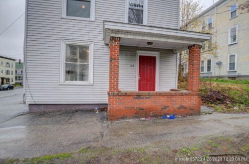 114 College St, Lewiston ME  04240-6810 exterior