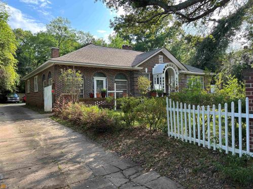 303 Persons St, Marshallville, GA 31030-4250