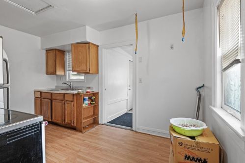 885 Algonquin Ave, Saint Paul MN  55119-3704 exterior