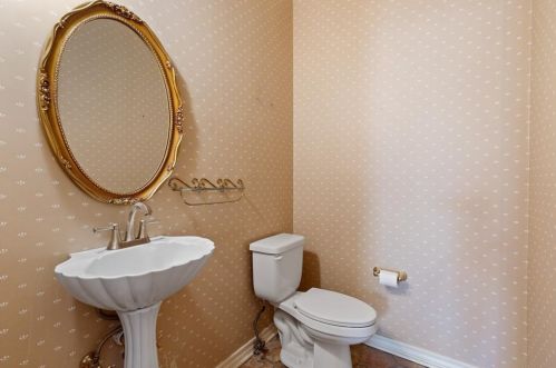 17 Thornhill Rd, Fort Worth TX  exterior