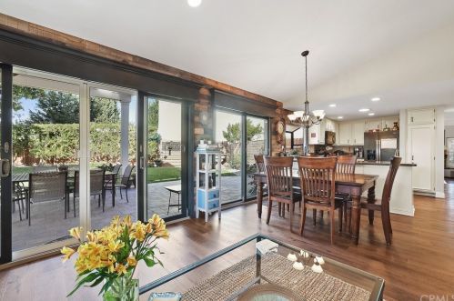 8 Campanero, Irvine CA  92620-1821 exterior