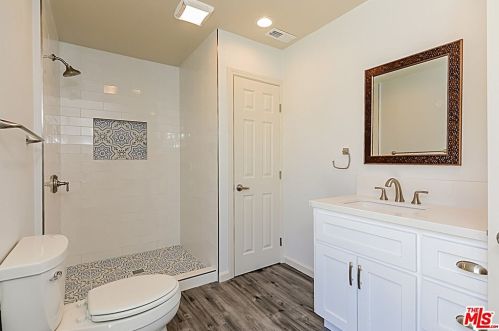 2501 Eola Dr, Anaheim CA  92804-4003 exterior