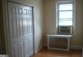 28 Dresden Ave, Trenton, NJ 08610-6425