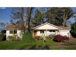 425 Heywood Ave, Eugene, OR 97404-1968