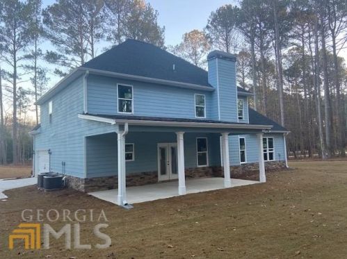 24 Price Dr, Locust Grove, GA 30248-2540