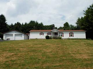 425 Mahood Rd, Butler PA  16001-0103 exterior