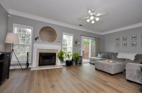 202 Valley Xing, Holly Springs GA  30114-1231 exterior
