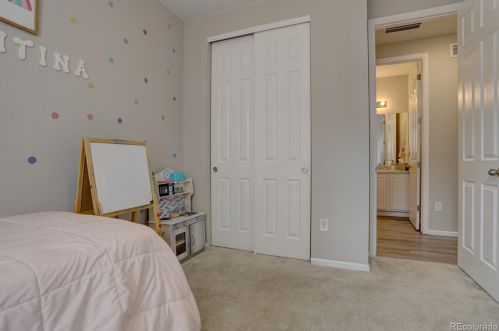 27904 9 Dr, Aurora CO 80018 exterior