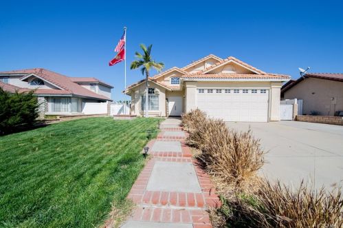 20102 Sweetbay Rd, Riverside, CA 92508-3045