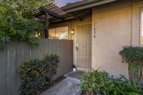 1634 Grandon Ave, San Marcos, CA 92078-3754
