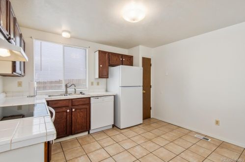 14602 Elk Pl, Denver CO 80239-5429 exterior