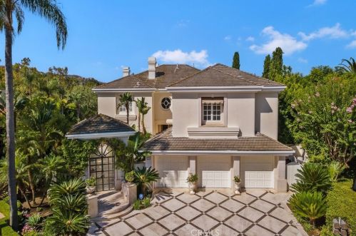 1 Charlotte, Irvine, CA 92603-3448
