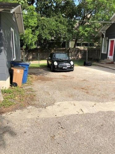 207 39th St, Austin TX  78751-5030 exterior