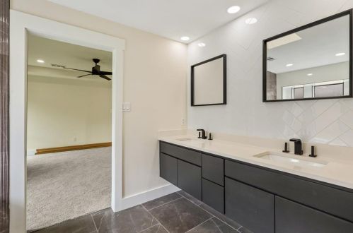 16234 Amberwood Rd, Dallas TX  75248-2980 exterior