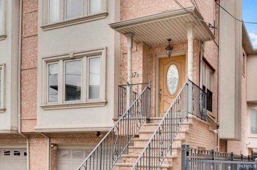 207 3rd St, Fairview, NJ 07022-1409
