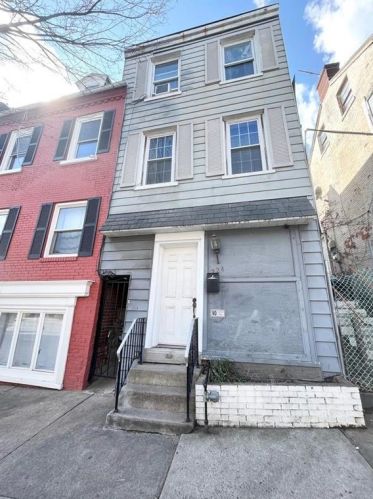 224 7th St, Allentown PA  18102-4024 exterior