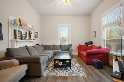 1056 Hemphill Ave, Atlanta GA  30318-5441 exterior