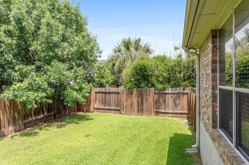 16216 Almaden Dr, Austin TX  78717-3889 exterior