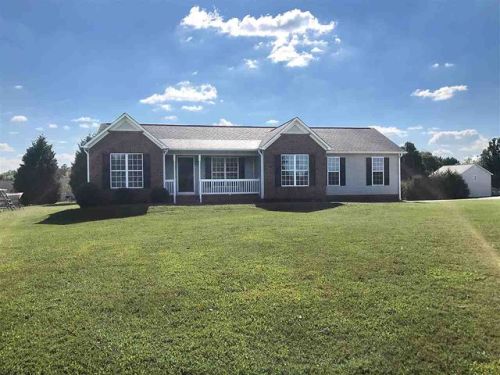 305 Templeton Dr, Spartanburg, SC 29306-6530