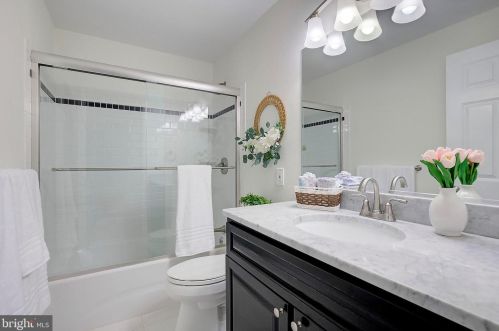 5026 Round Tower Pl, Columbia MD  21044-1322 exterior