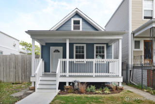 1727 Monticello Ave, Chicago IL  60647-4723 exterior