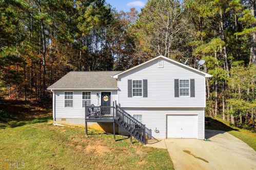 240 Emma Gilley Dr, Carrollton, GA 30116-7595