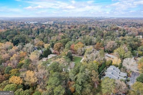 740 Moores Mill Rd, Atlanta GA  30327-1561 exterior