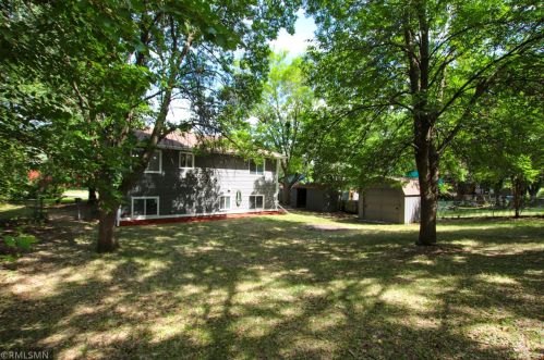 4353 Bear Path Trl, Saint Paul MN  55122-2218 exterior