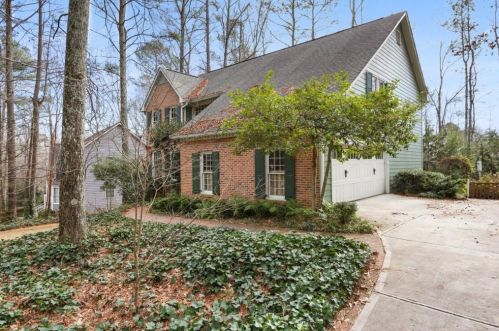 3563 Hampton Dr, Marietta, GA 30064-1777