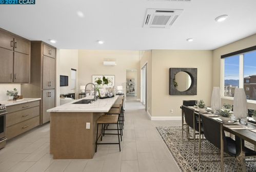 5827 Dublin Blvd, Pleasanton, CA 94568-7561