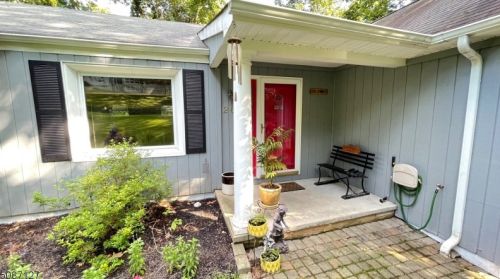26 Woodland Rd, Parsippany, NJ 07834-1723