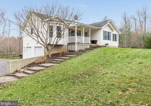 10411 Hidden Lake Ln, Rixeyville, VA 22737-2540