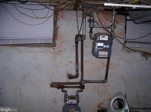 1518 27 St, Philadelphia PA 19121-3706 exterior