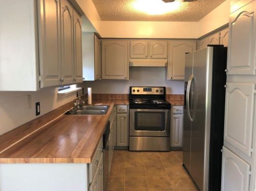 6504 Kary Lynn Dr, Fort Worth TX  76148-1720 exterior