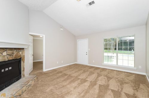 105 Woodridge Dr, Stockbridge GA  30281-1704 exterior