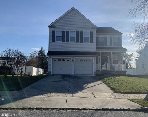 8 Ethan Ter, Auburn, NJ 08085-4035