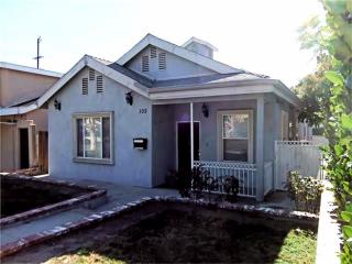 105 Whitnall Hwy, Burbank, CA 91505-3518