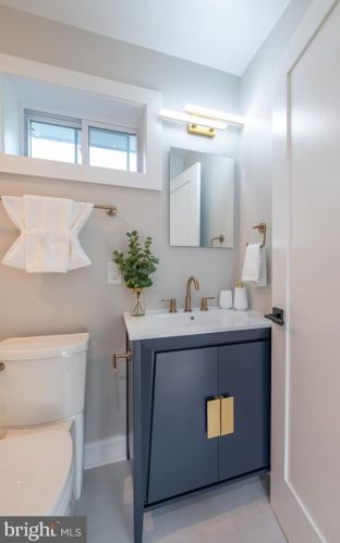 820 Malibu Dr, Silver Spring MD  20901-3648 exterior