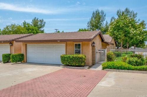 964 Glendora Ave, Glendora, CA 91740-6300