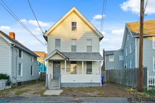53 Fort Point St, Norwalk, CT 06855-1027